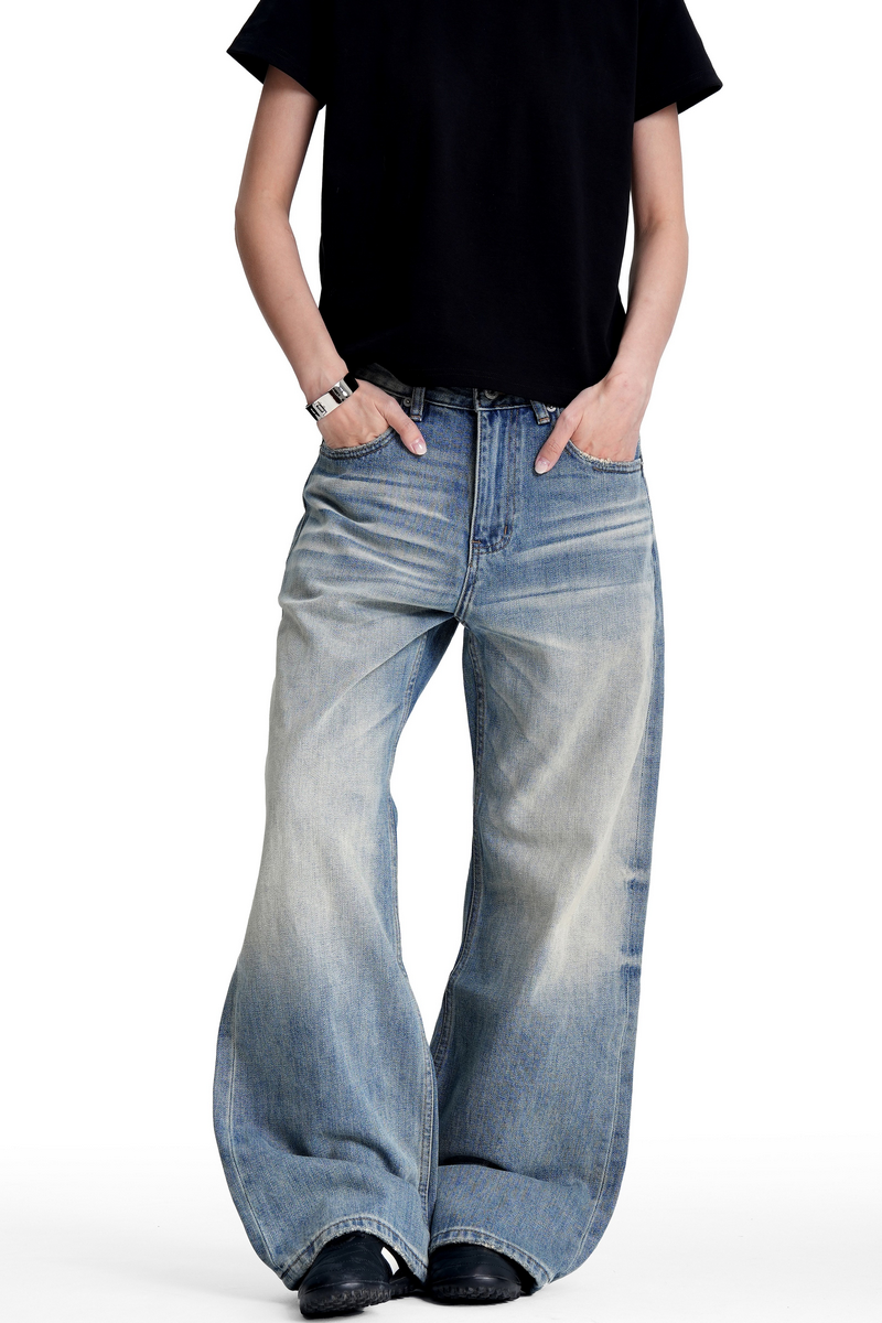 Distressed Bootcut Straight Leg Jeans