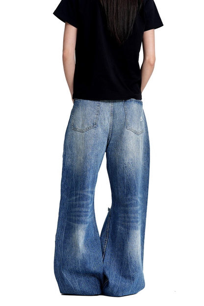 Ripped Washed Jeans