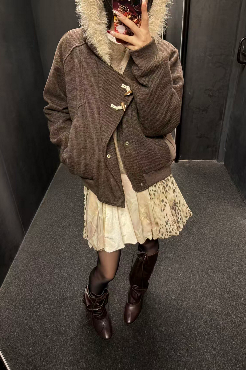 Horn Toggle Wool Coat