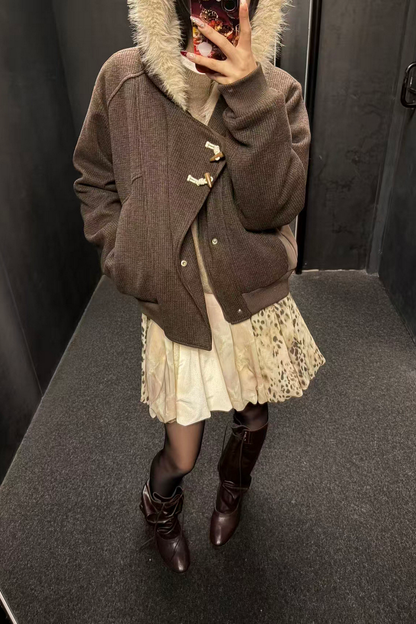 Horn Toggle Wool Coat