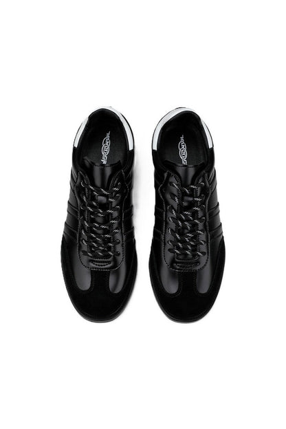 Abyss Training Sneakers