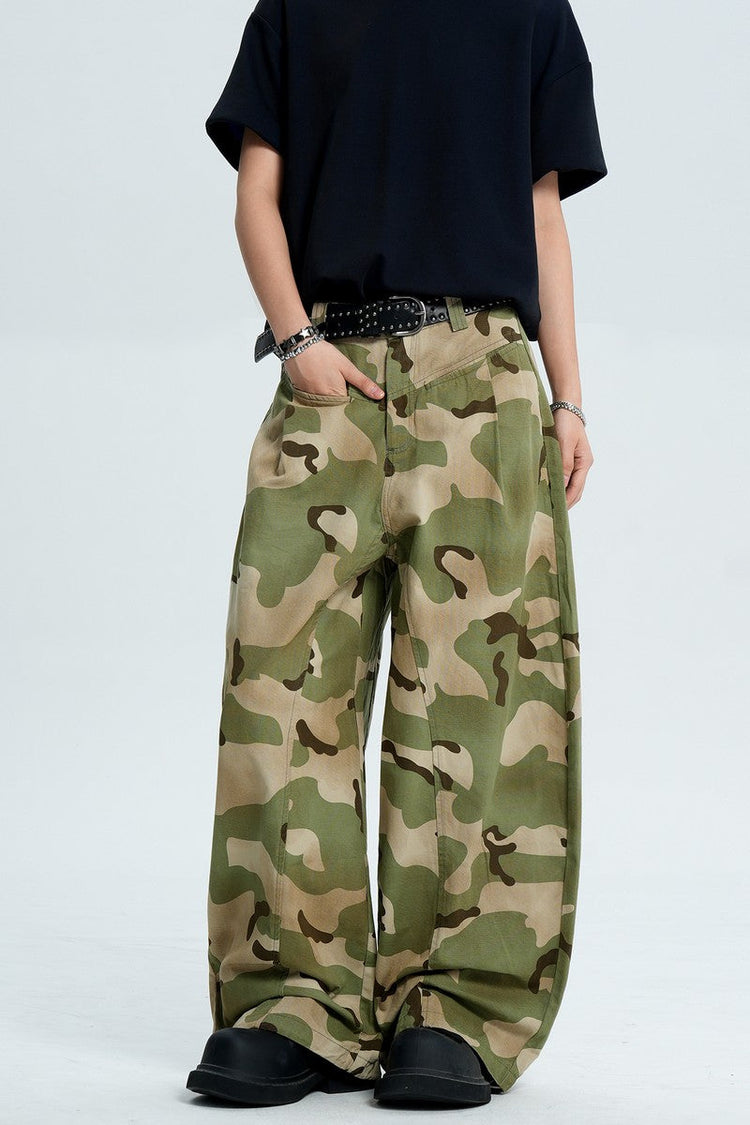 Camo Pleated Wide Leg Pants — Trenqor Basics — view 4