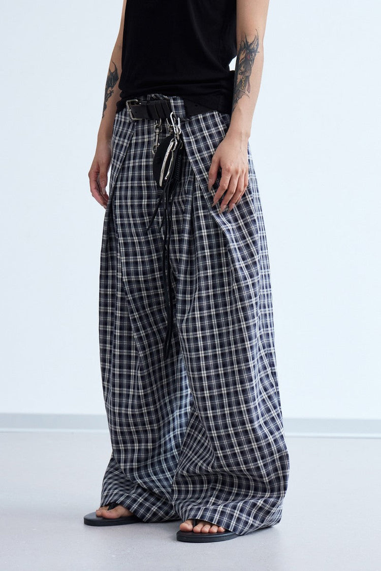 Pleated Plaid Wide Pants — PeopleStyle — view 4
