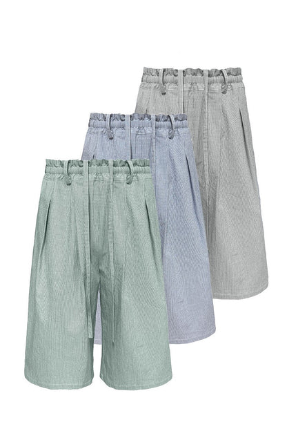 Plaid Pleated Capri Shorts