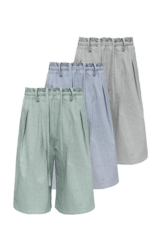 Plaid Pleated Capri Shorts