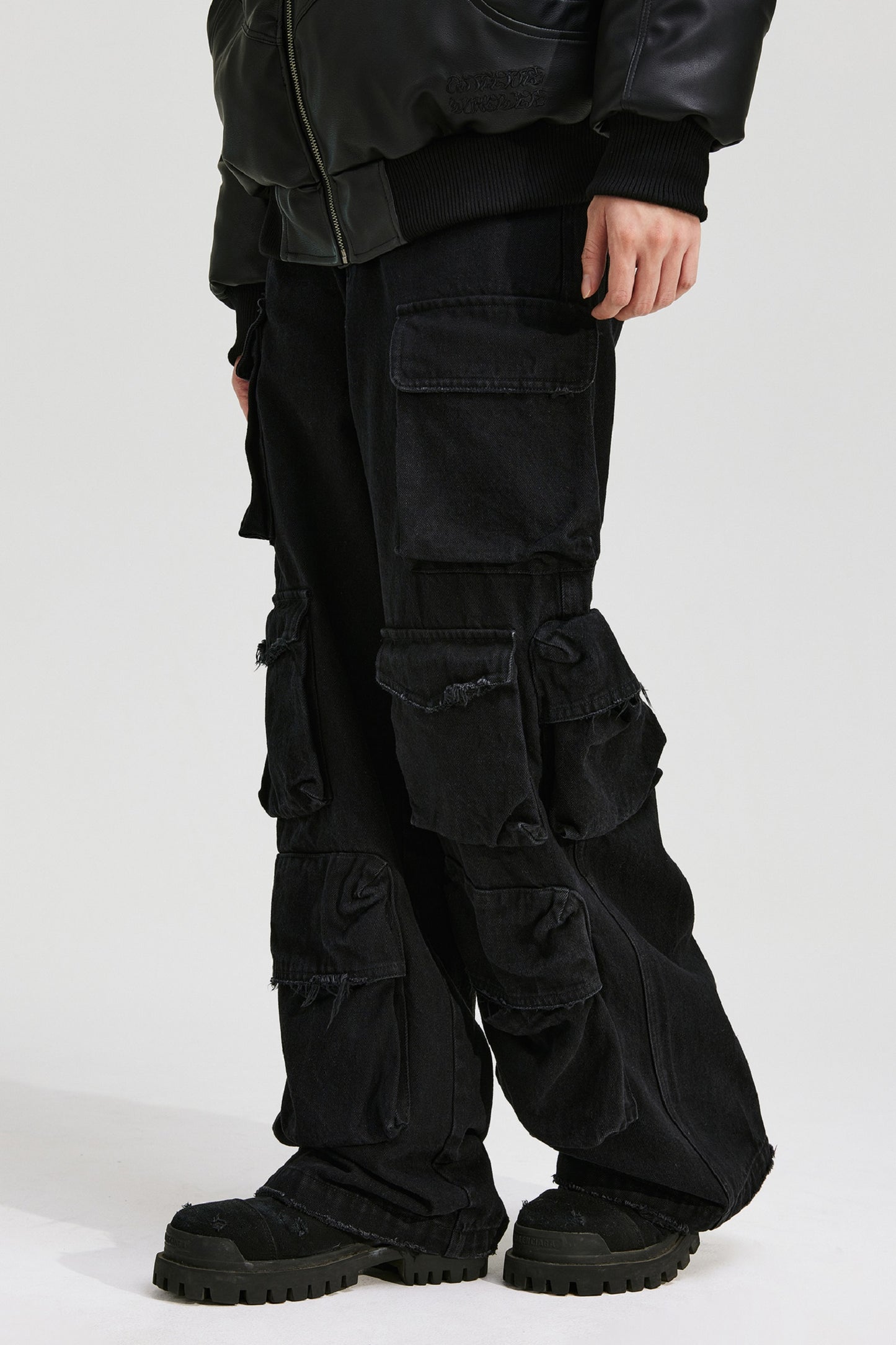 Multi Pocket Cargo Jeans