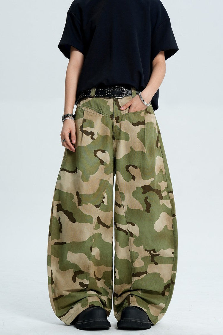 Camo Pleated Wide Leg Pants — Trenqor Basics — view 3