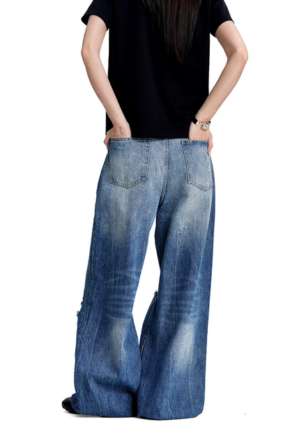 Ripped Washed Jeans