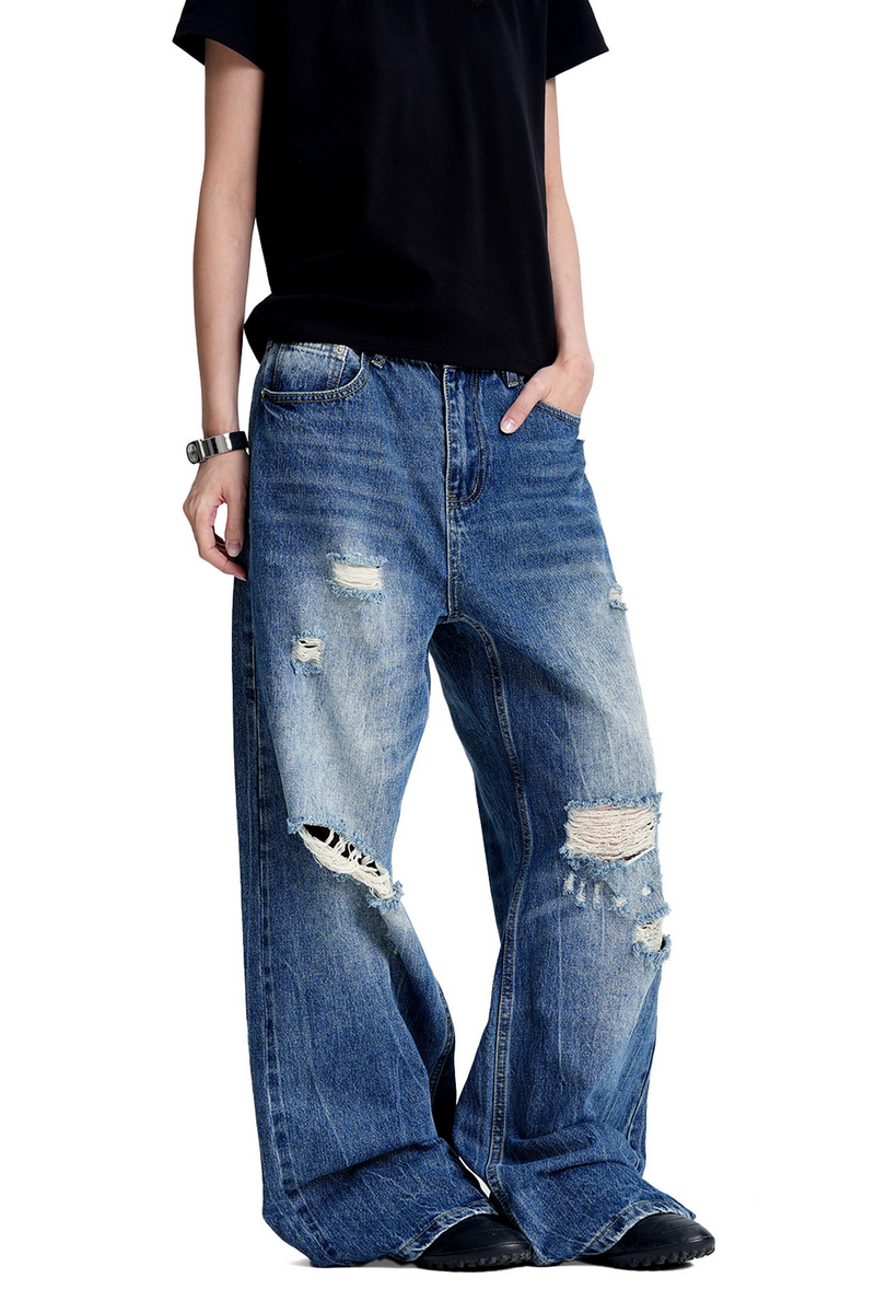 Ripped Washed Jeans