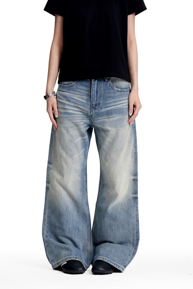 Distressed Bootcut Straight Leg Jeans