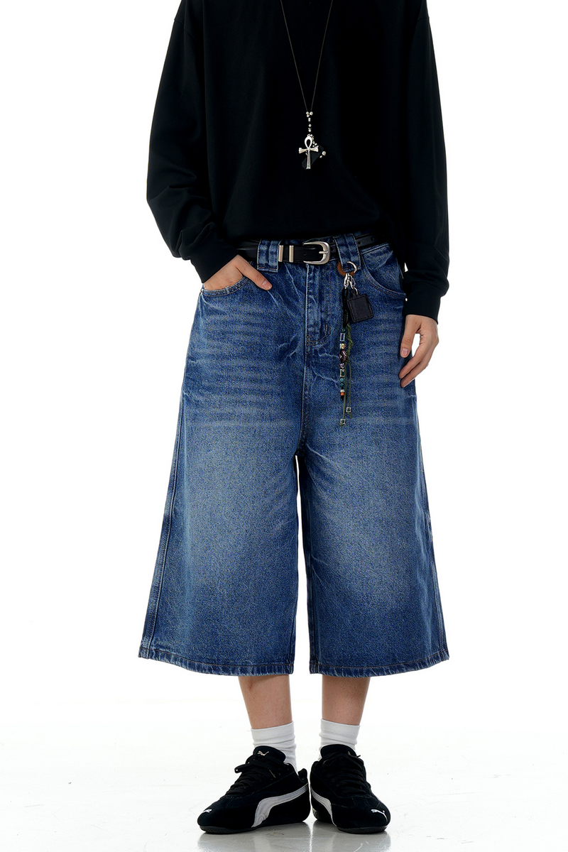 Lightning Basic Jorts