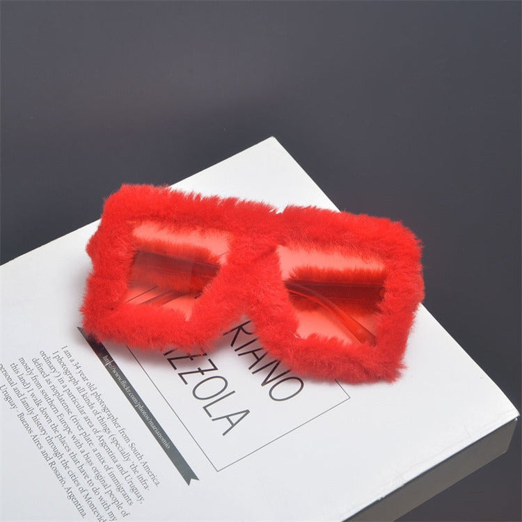 Furry Large Sunglasses — Trenqor Basics — view 5