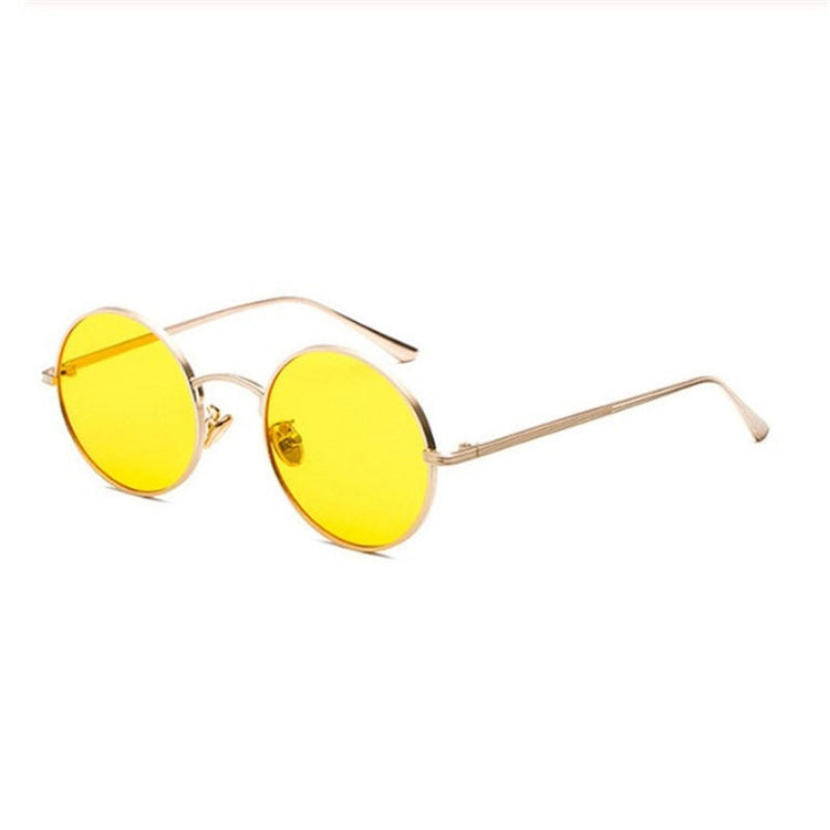 Retro Round Sunglasses — Trenqor Basics — view 7